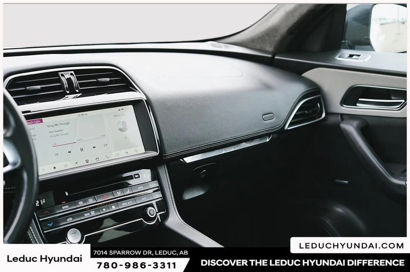 2019 Jaguar F-Pace - Image 13 of 18