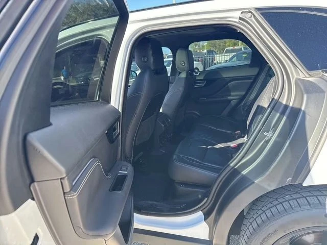 2019 Jaguar F-Pace - Image 6 of 6