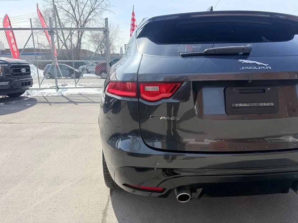 2019 Jaguar F-Pace - Image 7 of 21