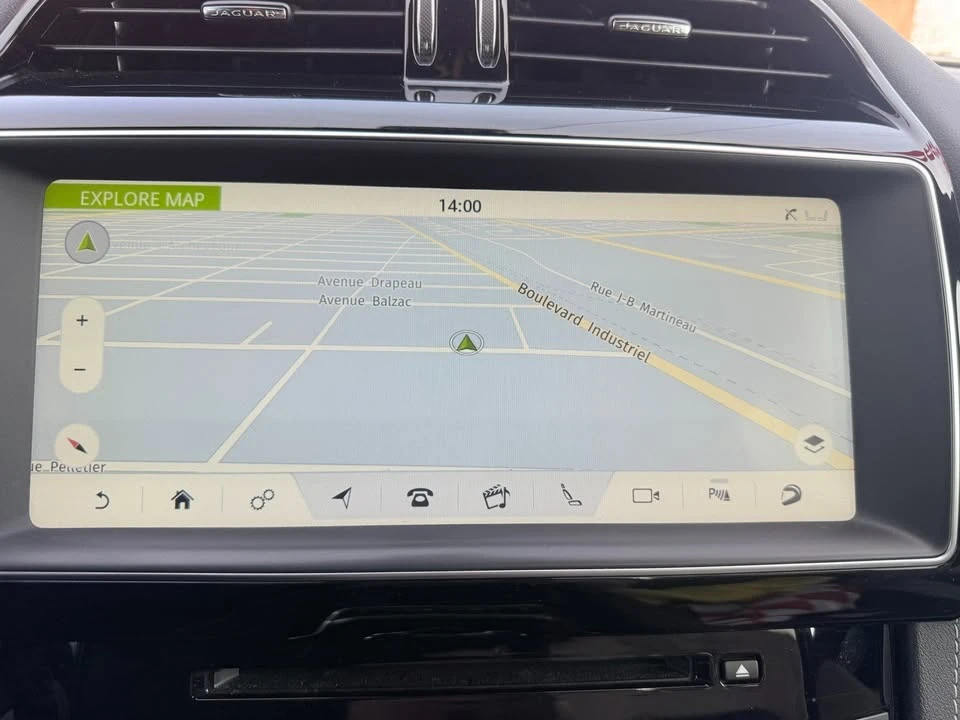 2019 Jaguar F-Pace - Image 12 of 21