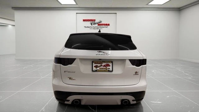 2019 Jaguar F-Pace - Image 6 of 8