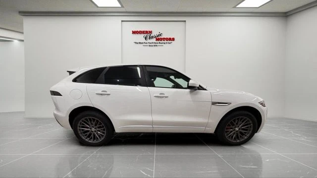 2019 Jaguar F-Pace - Image 8 of 8