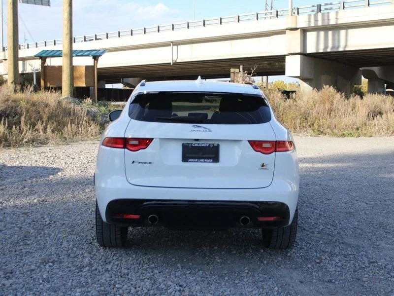 2019 Jaguar F-Pace - Image 5 of 20