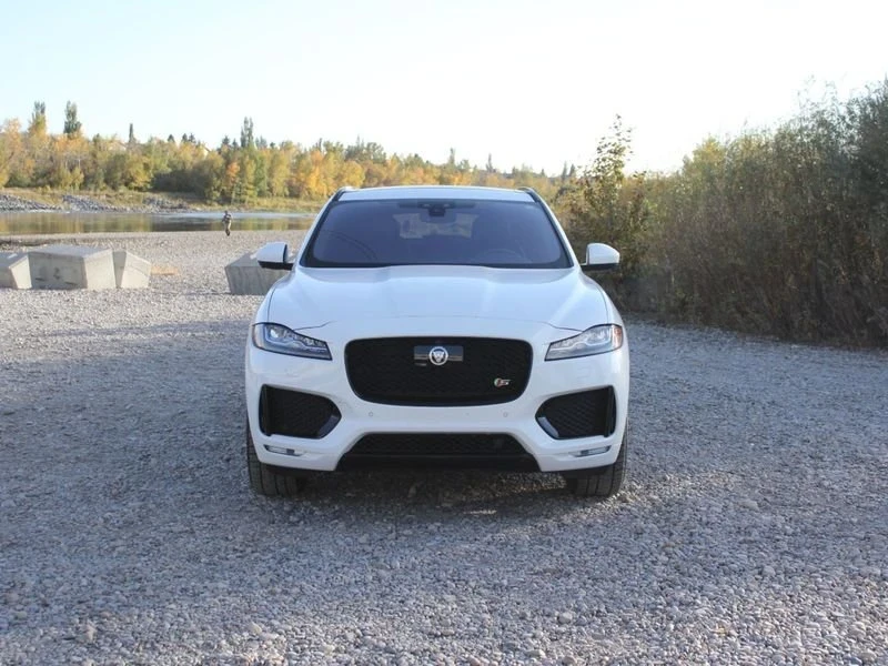 2019 Jaguar F-Pace - Image 2 of 20