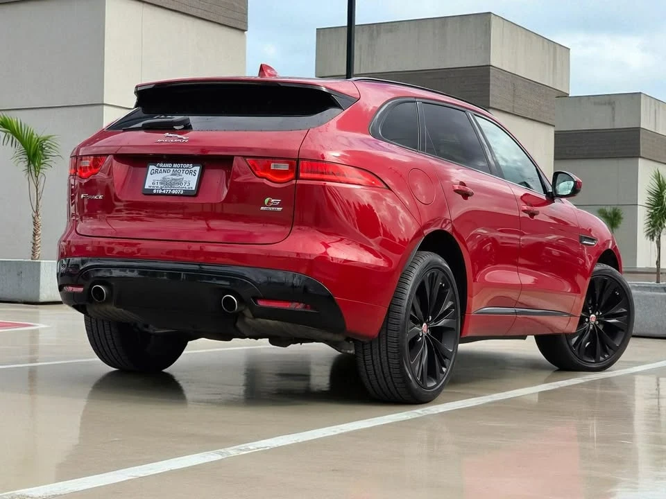 2019 Jaguar F-Pace - Image 9 of 20