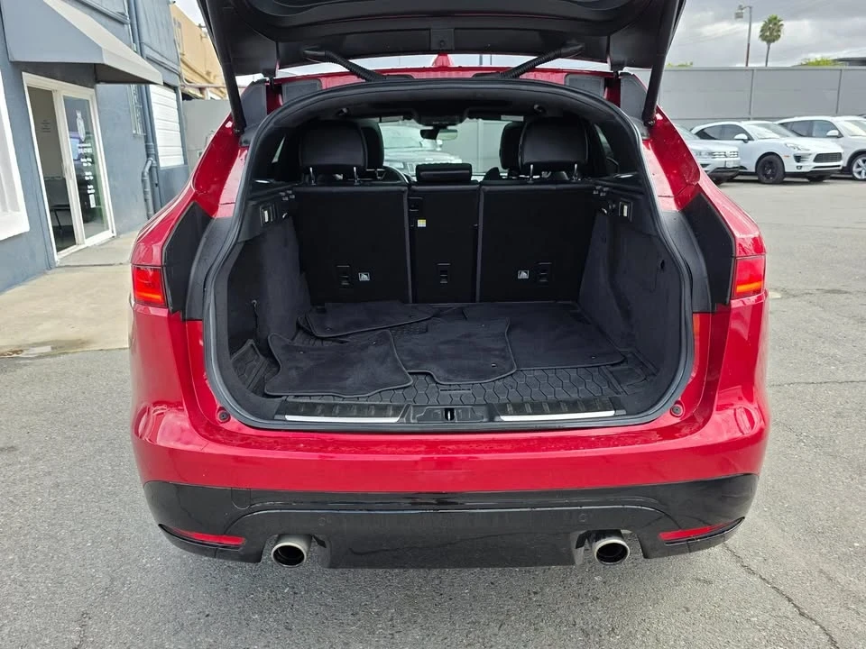 2019 Jaguar F-Pace - Image 16 of 20