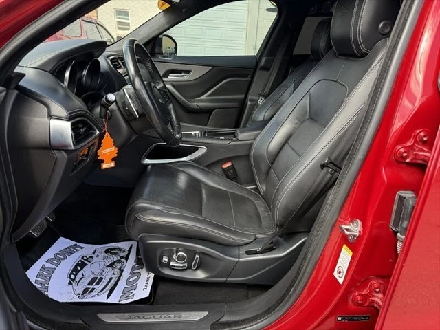 2019 Jaguar F-Pace - Image 7 of 18