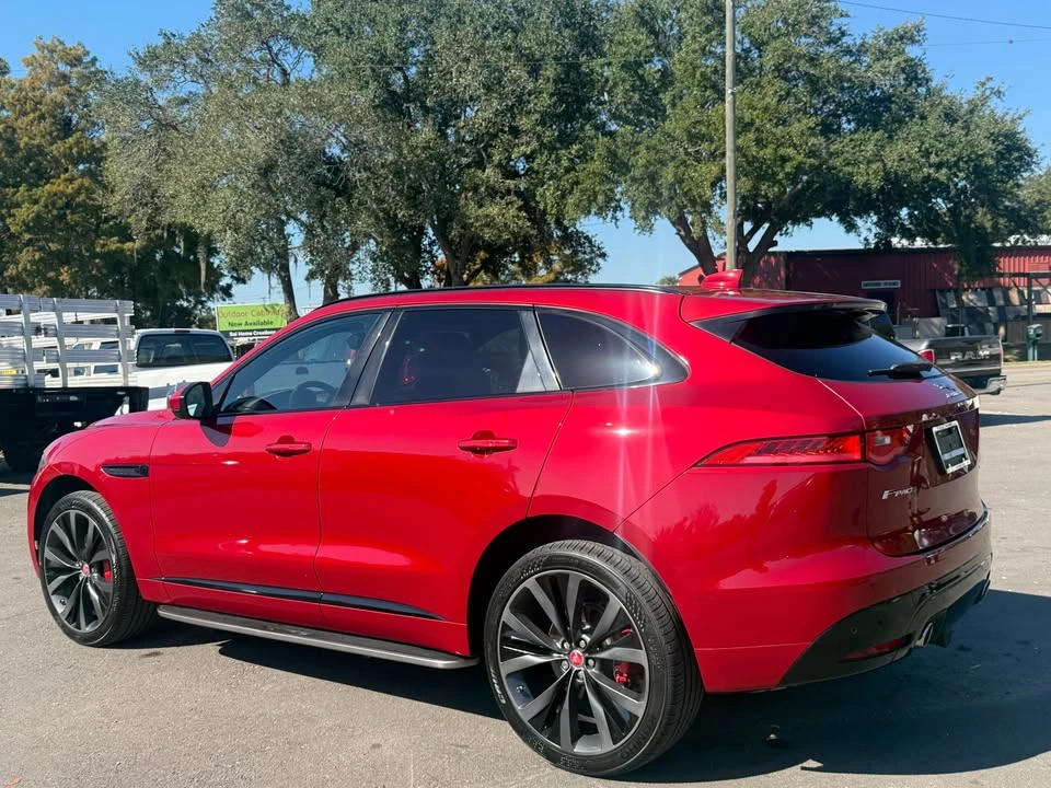 2019 Jaguar F-Pace - Image 12 of 17