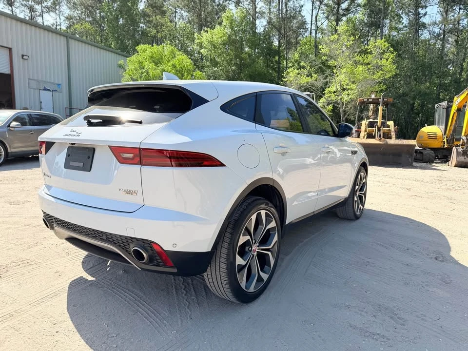 2019 Jaguar F-Pace - Image 5 of 15