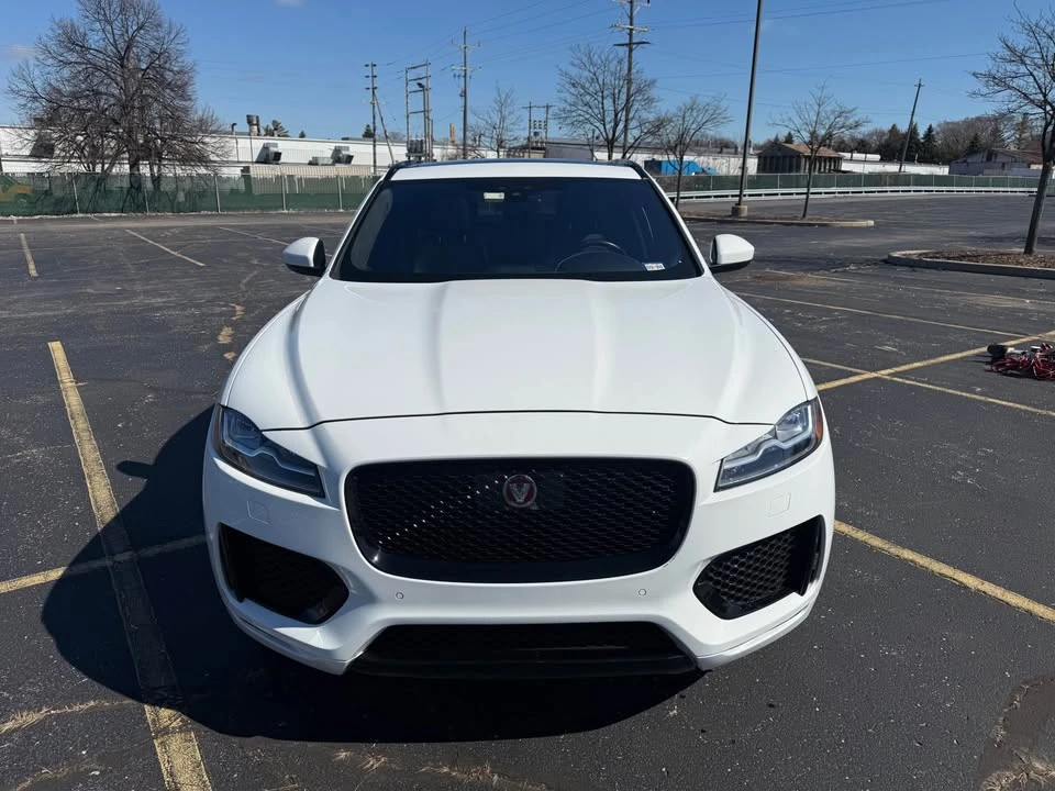 2019 Jaguar F-Pace - Image 2 of 14