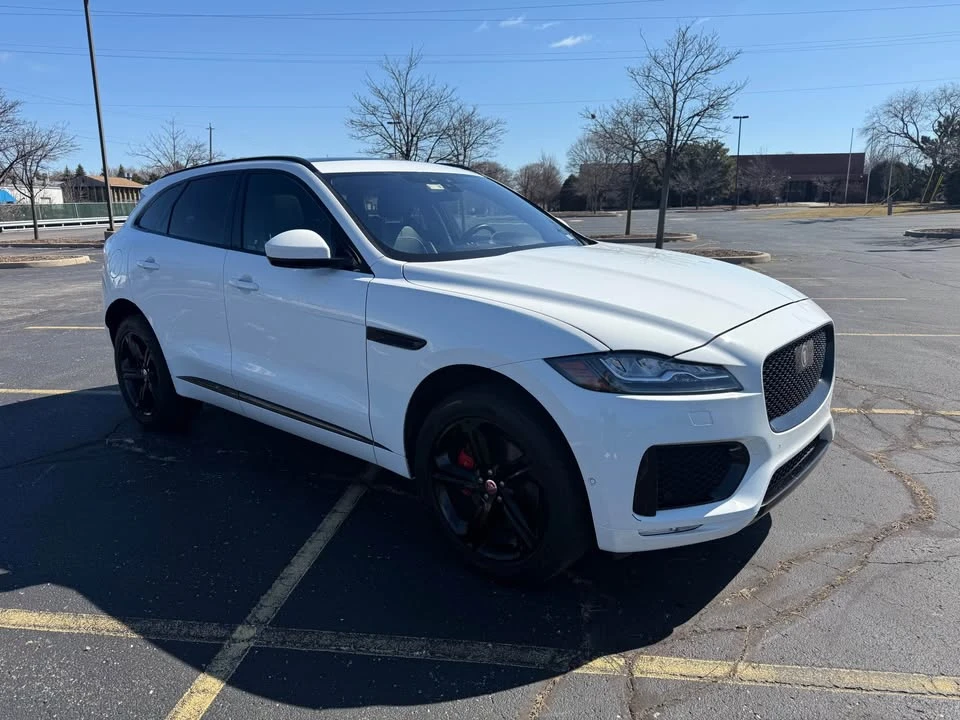 2019 Jaguar F-Pace - Image 3 of 14