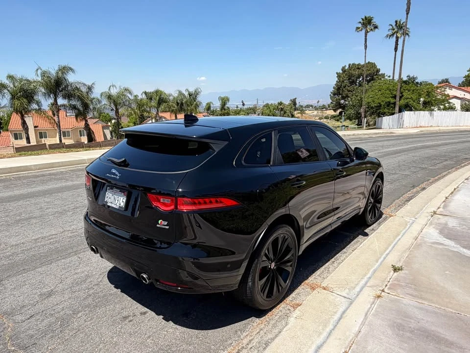 2019 Jaguar F-Pace - Image 7 of 19