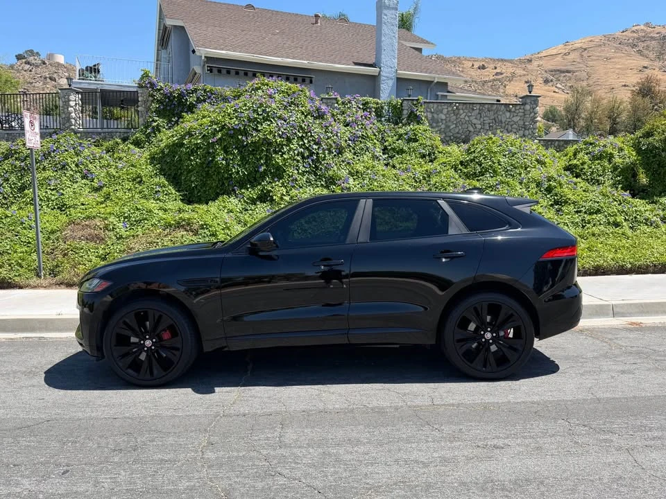 2019 Jaguar F-Pace - Image 4 of 19