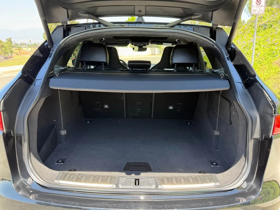 2019 Jaguar F-Pace - Image 19 of 20