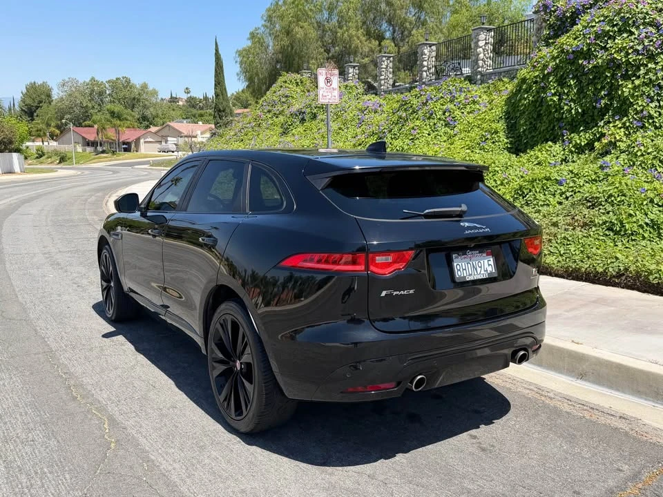 2019 Jaguar F-Pace - Image 3 of 20