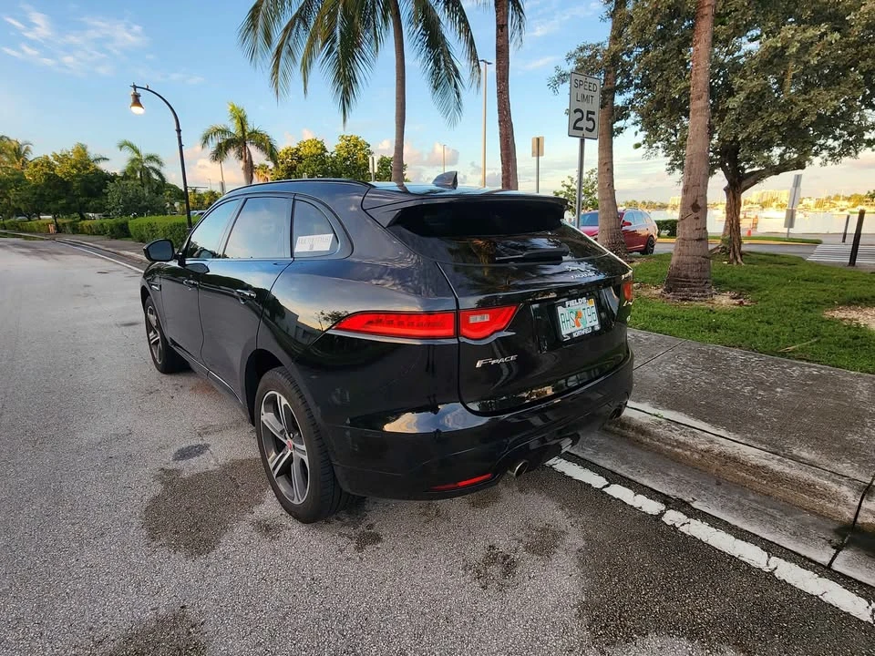 2019 Jaguar F-Pace - Image 3 of 11