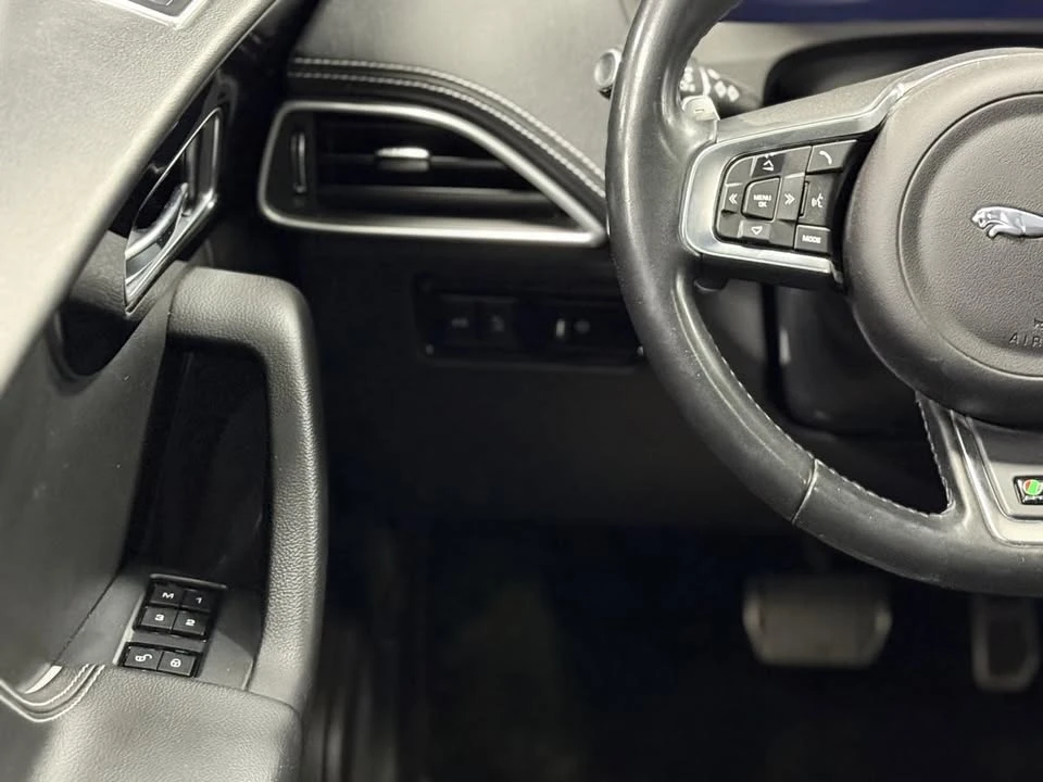 2019 Jaguar F-Pace - Image 12 of 16
