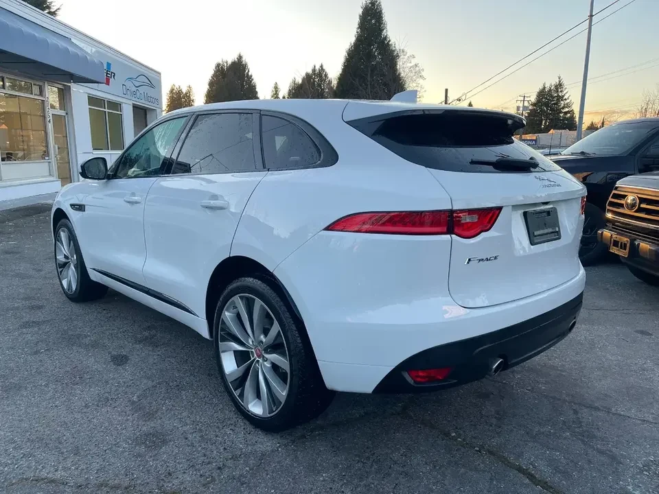 2019 Jaguar F-Pace - Image 7 of 16