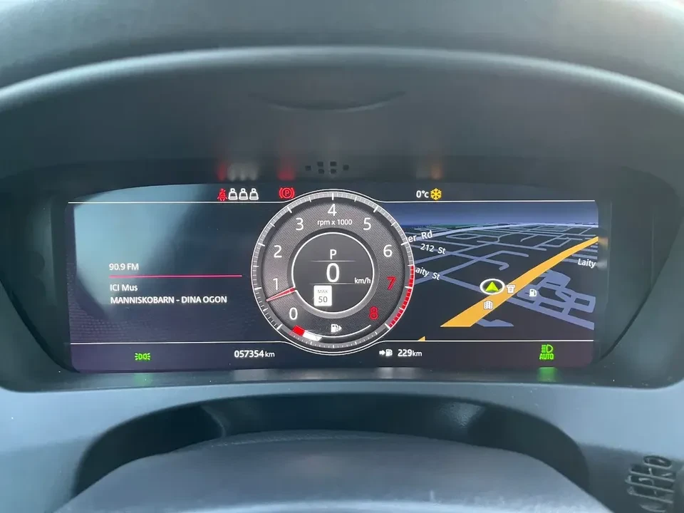 2019 Jaguar F-Pace - Image 16 of 16