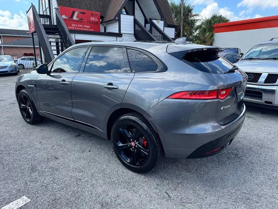 2019 Jaguar F-Pace - Image 2 of 20
