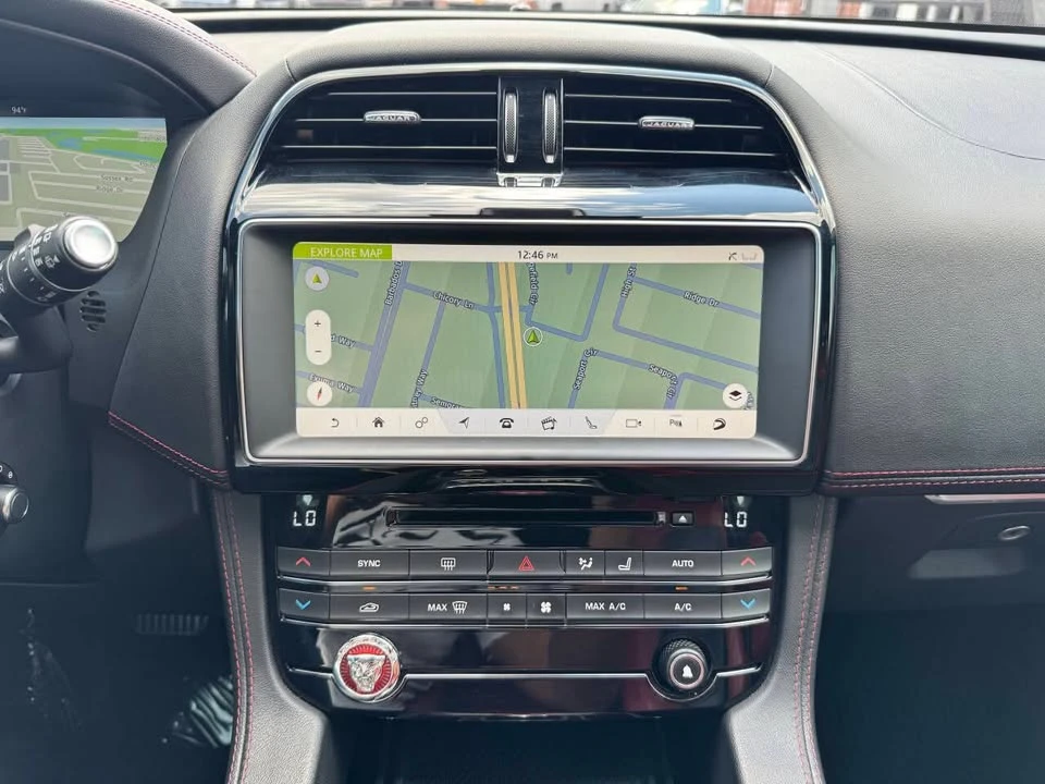 2019 Jaguar F-Pace - Image 18 of 20