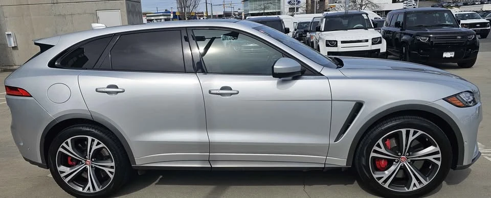 2019 Jaguar F-Pace - Image 3 of 18