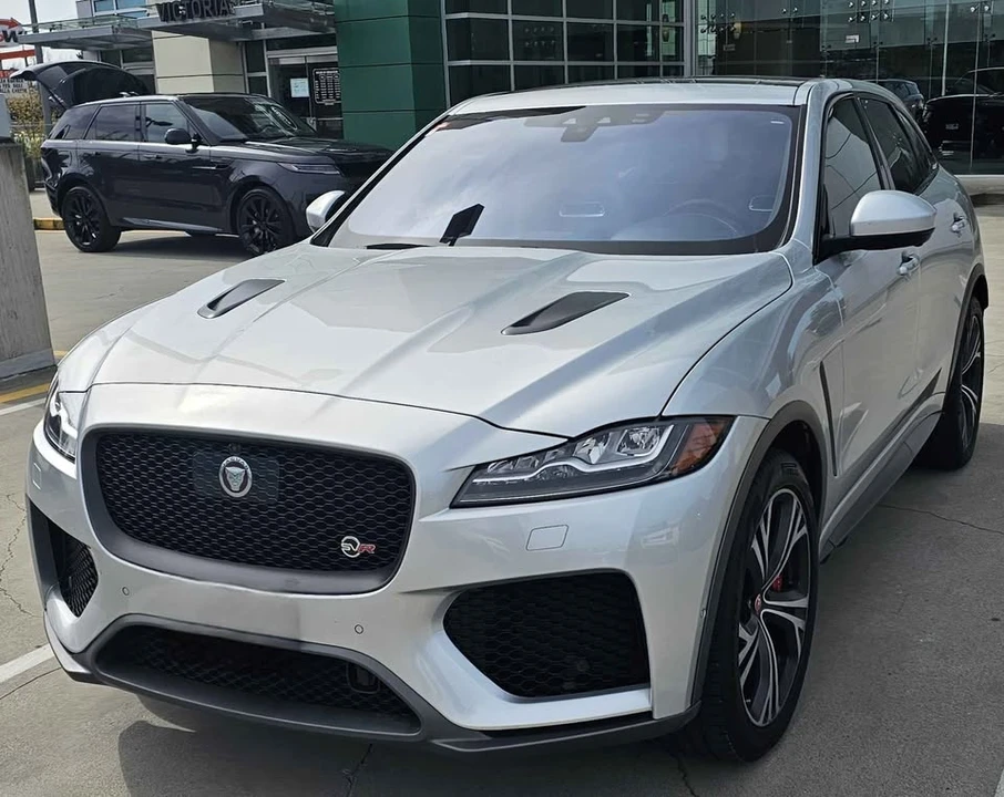 2019 Jaguar F-Pace - Image 6 of 18