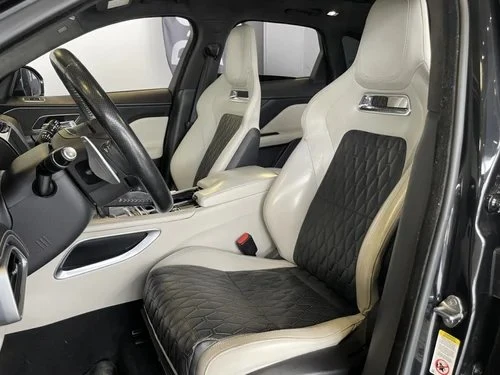 2019 Jaguar F-Pace SVR - Image 14 of 20