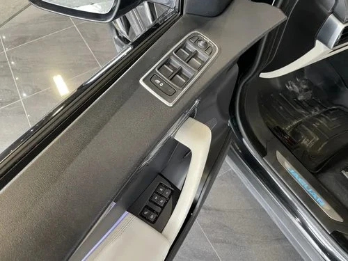 2019 Jaguar F-Pace SVR - Image 16 of 20