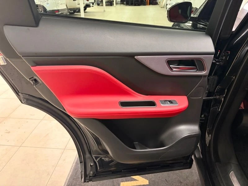 2019 Jaguar F-Pace SVR - Image 8 of 19