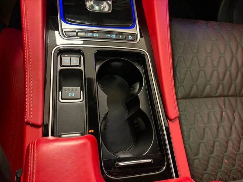 2019 Jaguar F-Pace SVR - Image 11 of 19