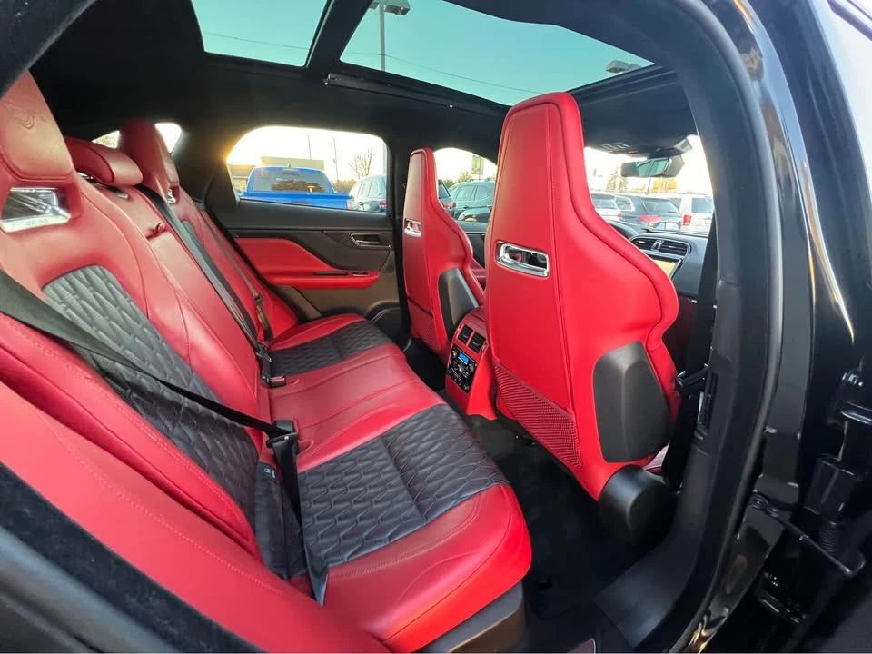 2019 Jaguar F-Pace SVR - Image 16 of 18