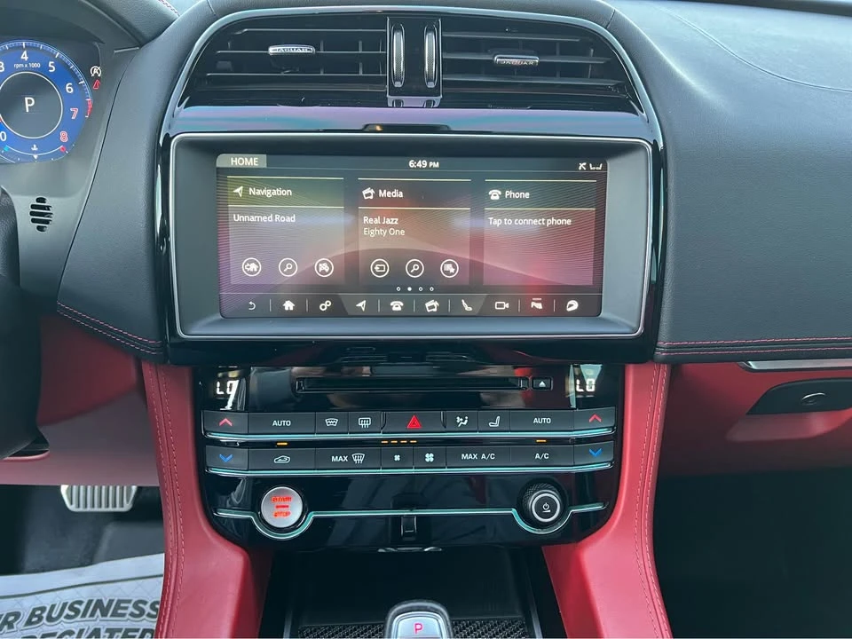 2019 Jaguar F-Pace SVR - Image 11 of 18