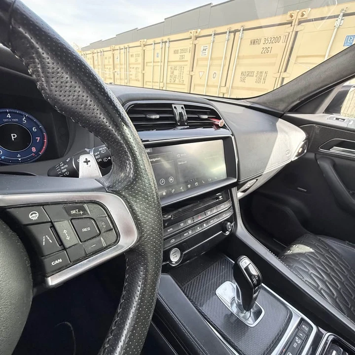 2019 Jaguar F-Pace SVR - Image 18 of 18