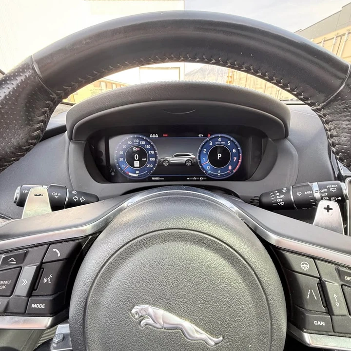 2019 Jaguar F-Pace SVR - Image 17 of 18