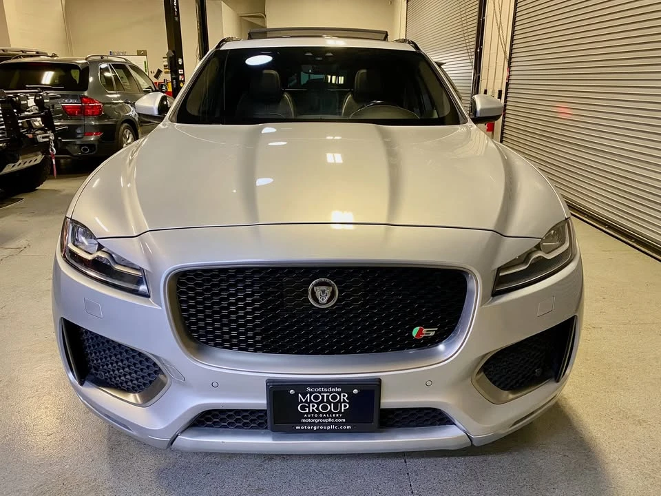 2019 Jaguar F-Pace - Image 3 of 20