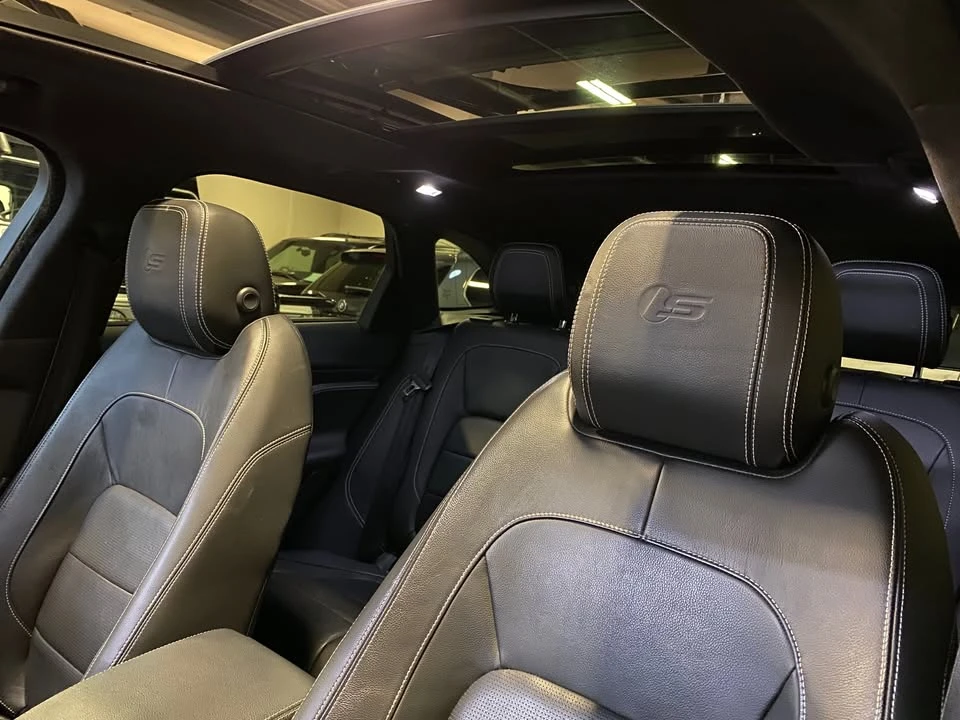 2019 Jaguar F-Pace - Image 16 of 20