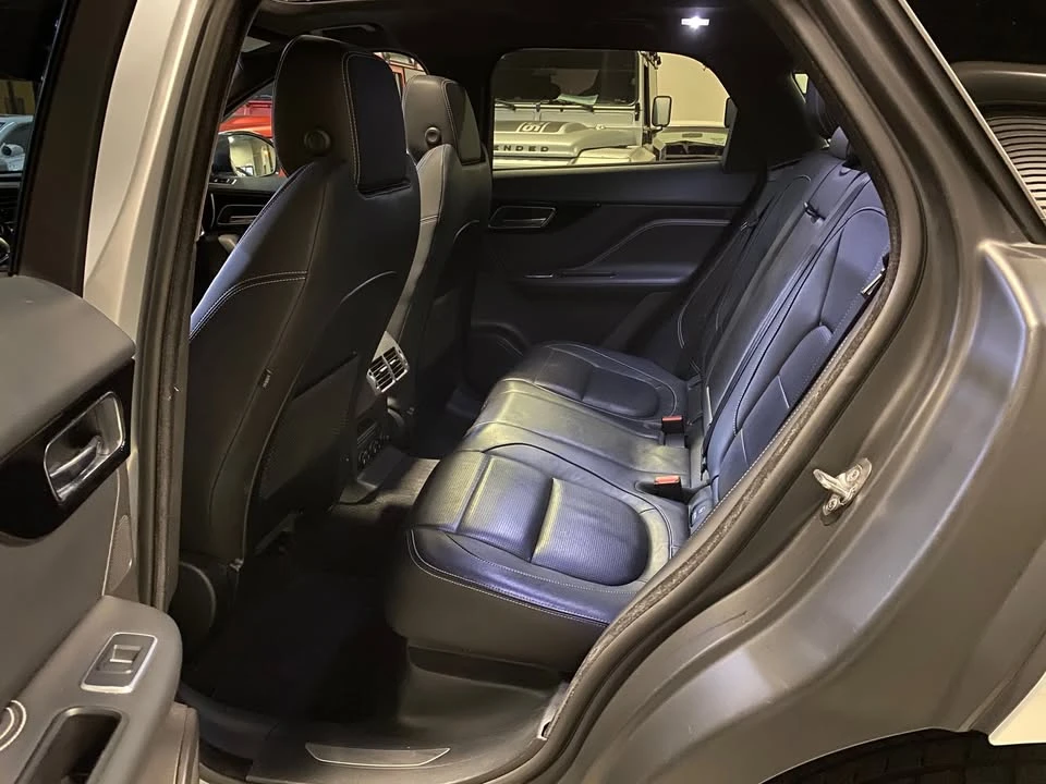 2019 Jaguar F-Pace - Image 17 of 20