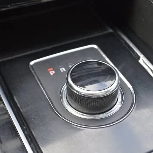 2019 Jaguar F-Pace - Image 13 of 17