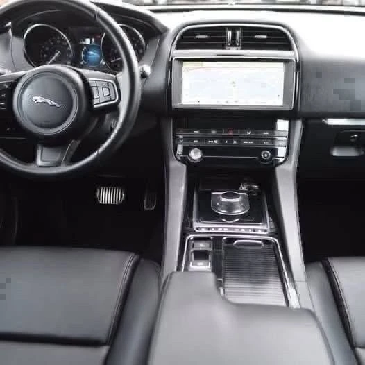 2019 Jaguar F-Pace - Image 9 of 13