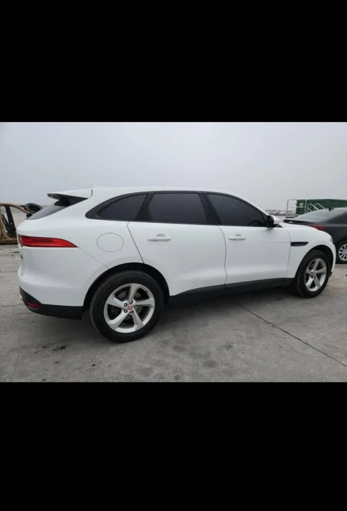 2019 Jaguar F-Pace - Image 3 of 9