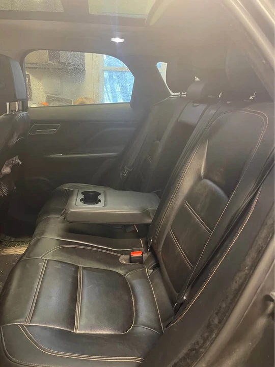 2019 Jaguar F-Pace - Image 4 of 7