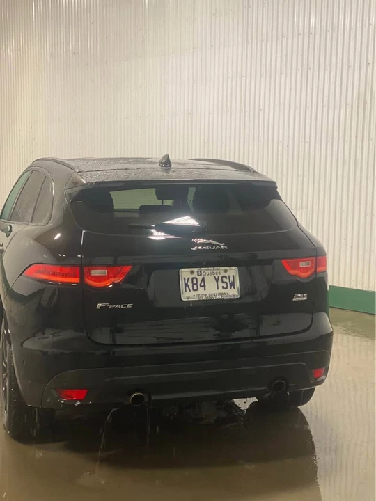 2019 Jaguar F-Pace - Image 2 of 7