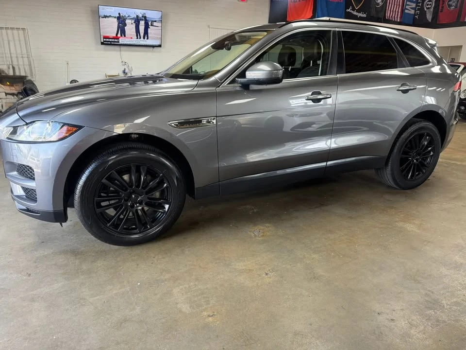 2019 Jaguar F-Pace - Image 4 of 20