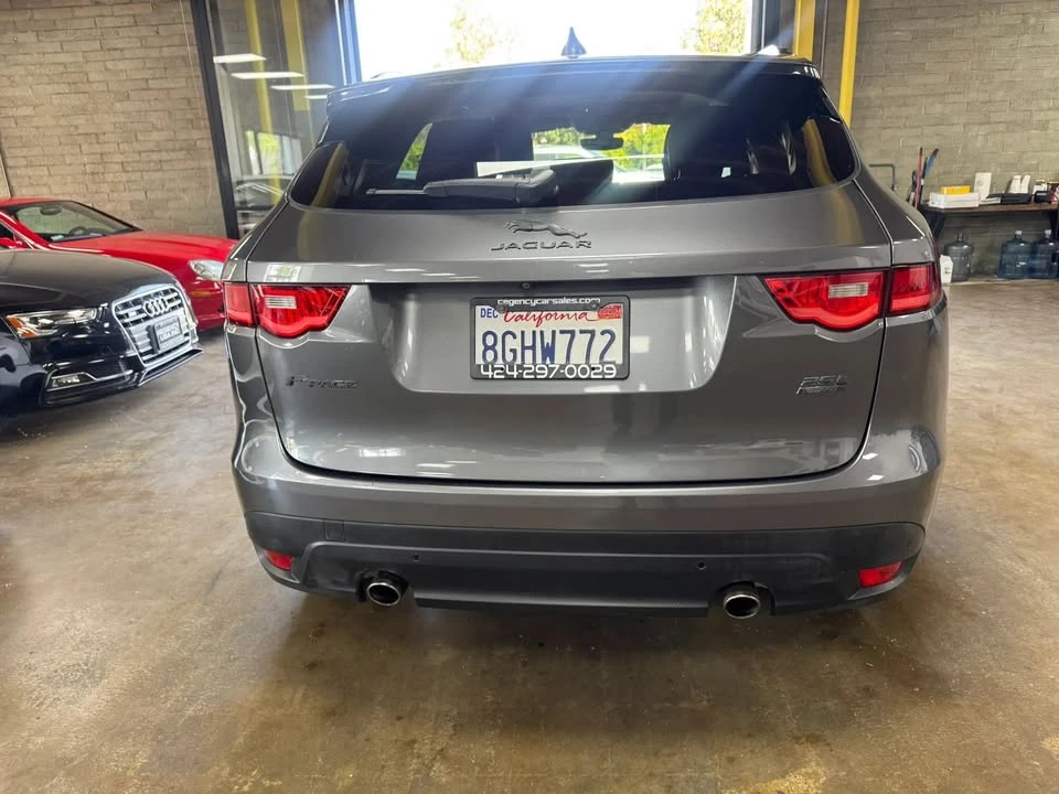2019 Jaguar F-Pace - Image 7 of 20