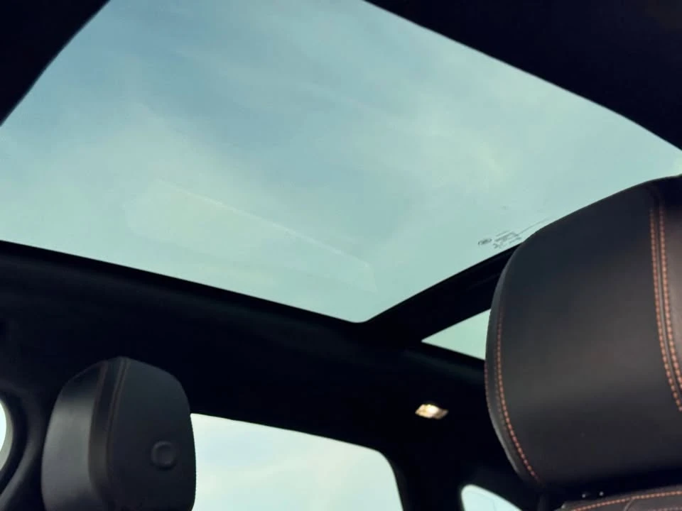 2019 Jaguar F-Pace - Image 11 of 20