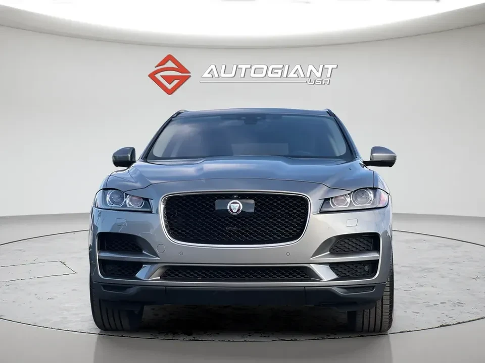 2019 Jaguar F-Pace - Image 11 of 20