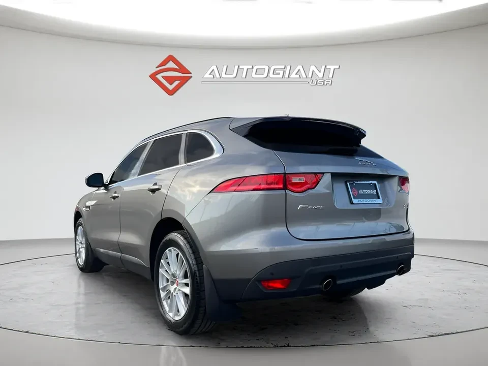 2019 Jaguar F-Pace - Image 5 of 20