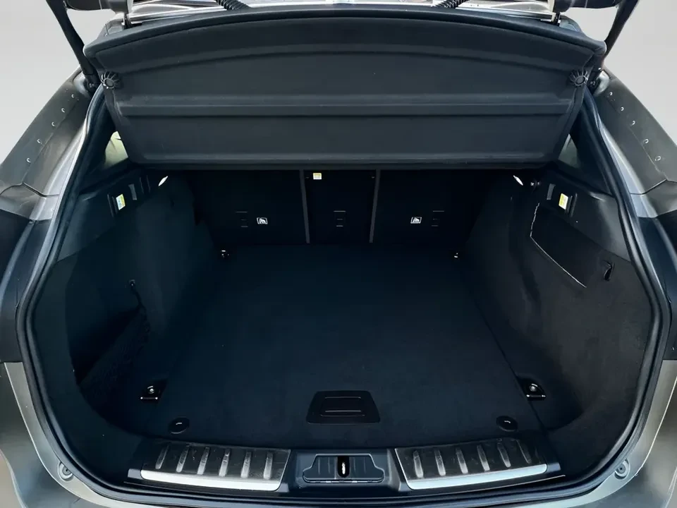 2019 Jaguar F-Pace - Image 19 of 20