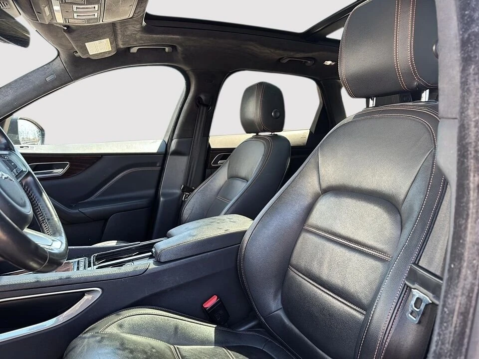 2019 Jaguar F-Pace - Image 14 of 20